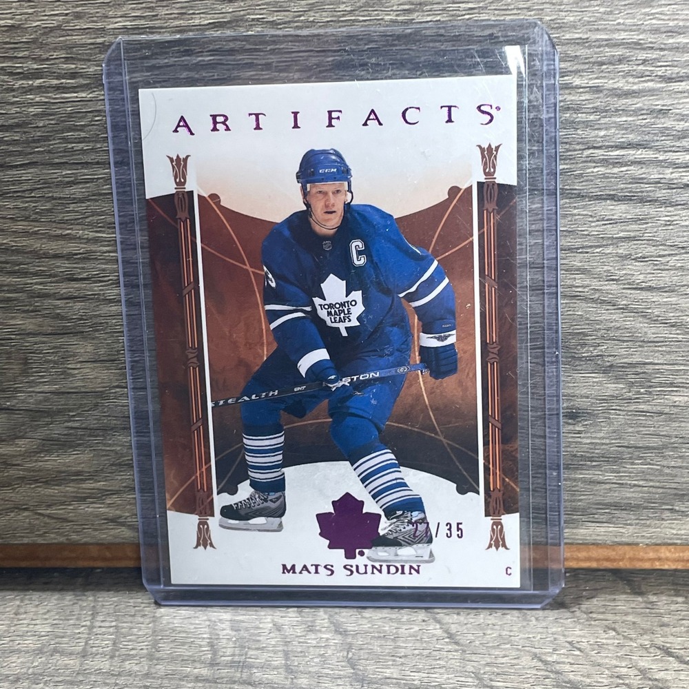 Upper Deck Toronto Maple Leafs Trading Card 169 Artifacts Mats Sundin Wood /35